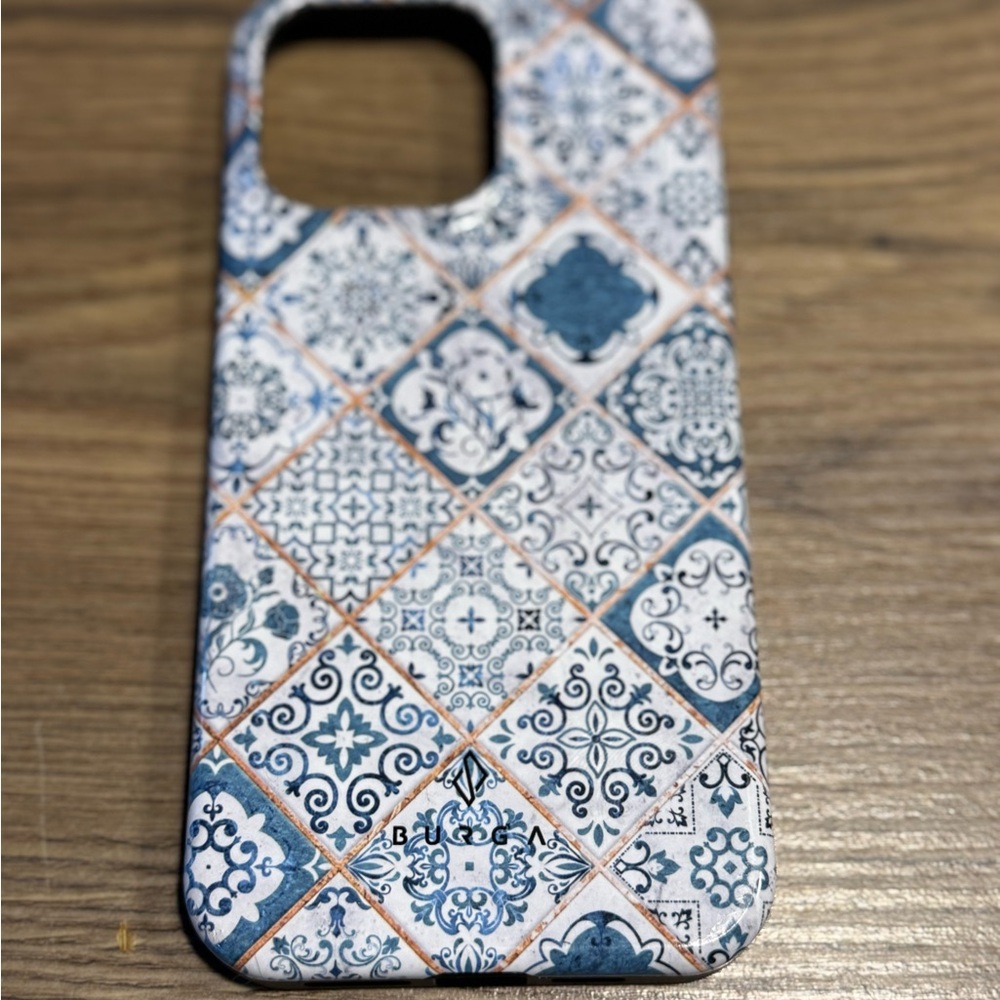 Elegant Mosaic Phone Case - Blue and White IPhone 15 Pro Max